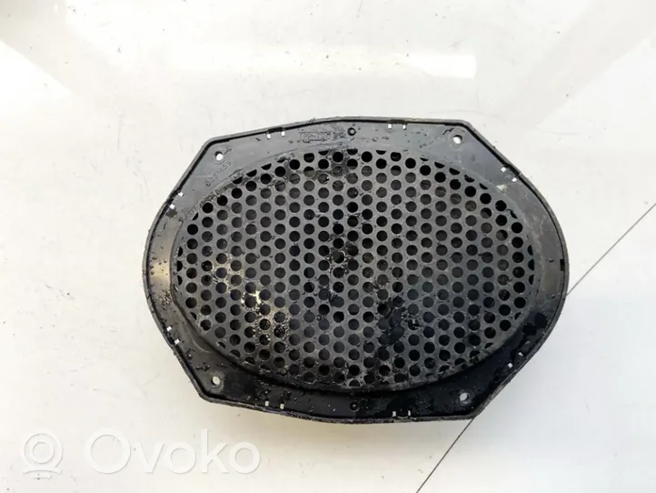 Ford Ka Garsiakalbis (-iai) priekinėse duryse 7086067