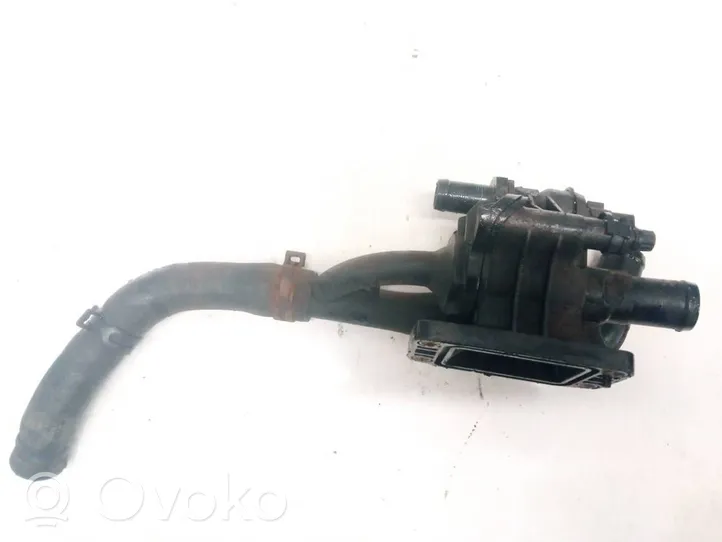 Ford Focus Tubo flessibile del liquido di raffreddamento del motore 96z0253780