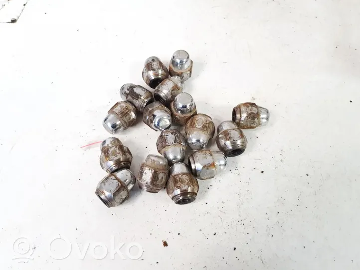 Mitsubishi Carisma Nuts/bolts 