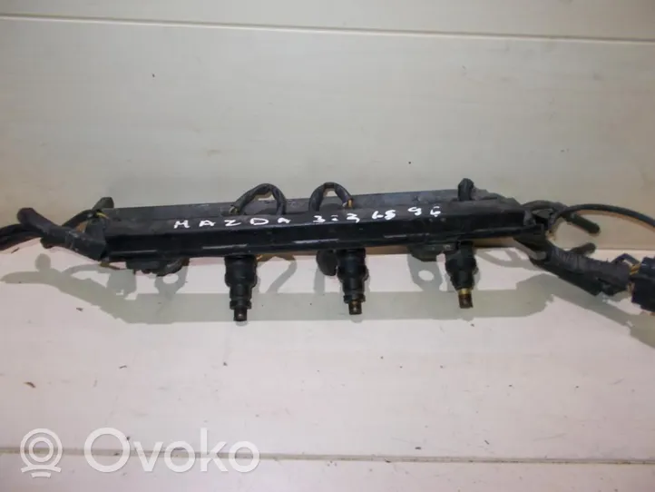 Mazda 323 Listwa wtryskowa inp484