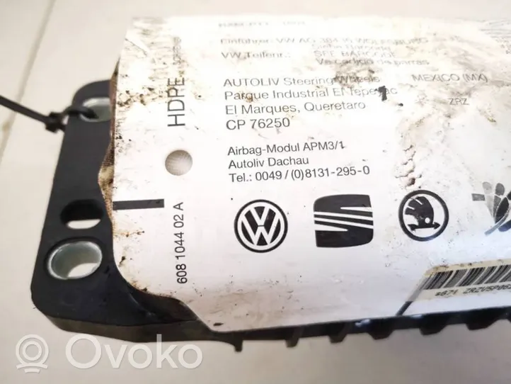 Volkswagen Golf V Poduszka powietrzna Airbag pasażera 608104402a