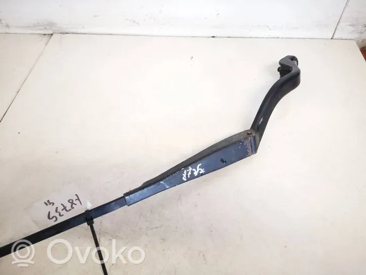 Ford S-MAX Front wiper blade arm 6m2117526cb