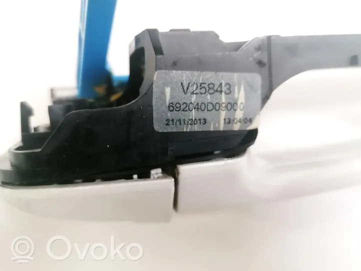 Toyota Yaris Klamka zewnętrzna drzwi 692040D09000