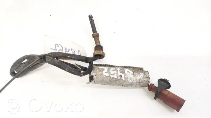 Volkswagen Golf VI Exhaust gas temperature sensor 03L906088AJ