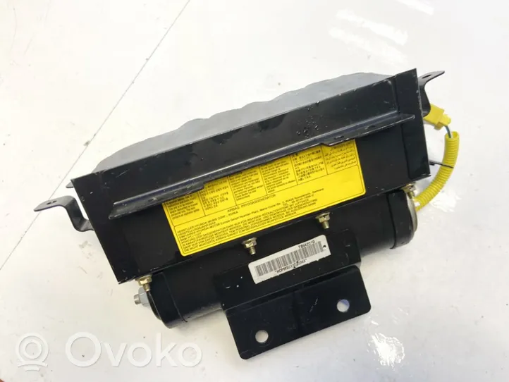 Hyundai Getz Airbag del pasajero tb84201d