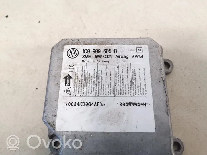 Volkswagen PASSAT B5.5 Module de contrôle airbag 1c0909605b