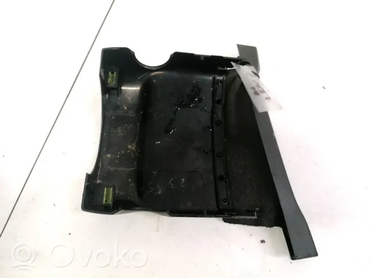 Volkswagen Jetta V Ohjauspyörän pylvään verhoilu 1K0858560