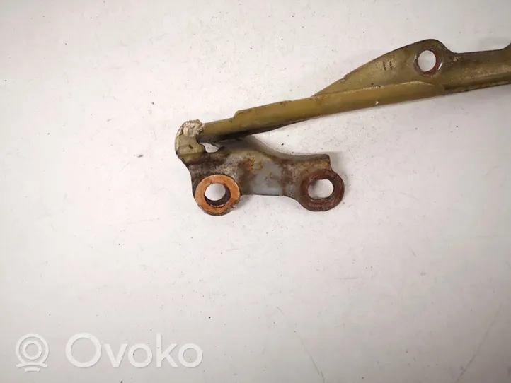 Toyota Yaris Engine bonnet/hood hinges 