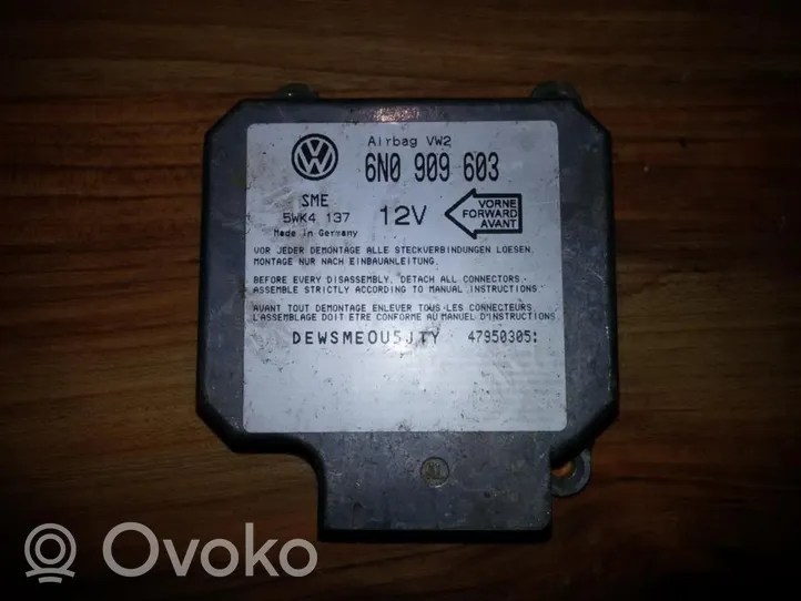 Volkswagen Vento Module de contrôle airbag 6N0909603