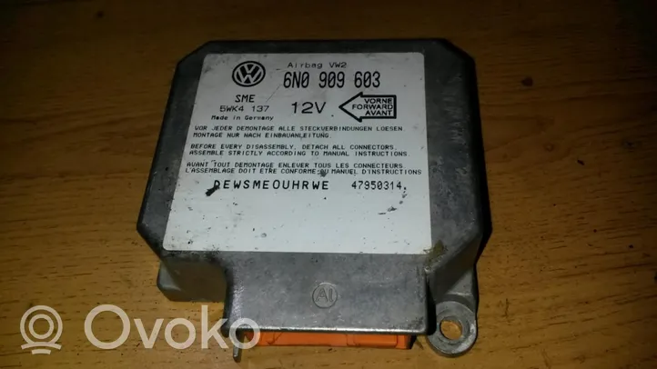 Volkswagen PASSAT B4 Блок управления надувных подушек 6N0909603