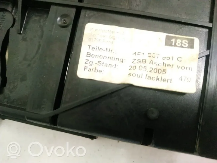 Volkswagen PASSAT B4 Peleninė panelėje 357857961