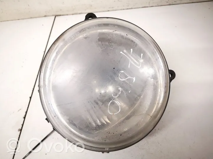 Jeep Cherokee Lampa przednia e11021002