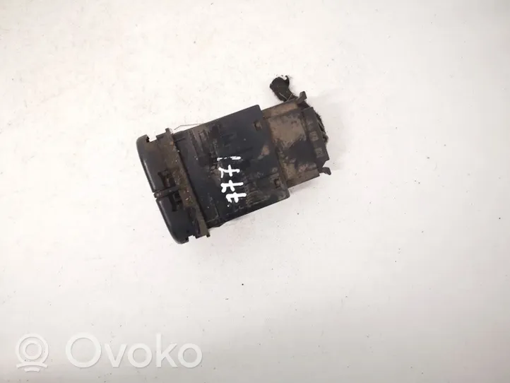 Ford Galaxy Przycisk / Przełącznik ogrzewania szyby przedniej / czołowej 7m0959621