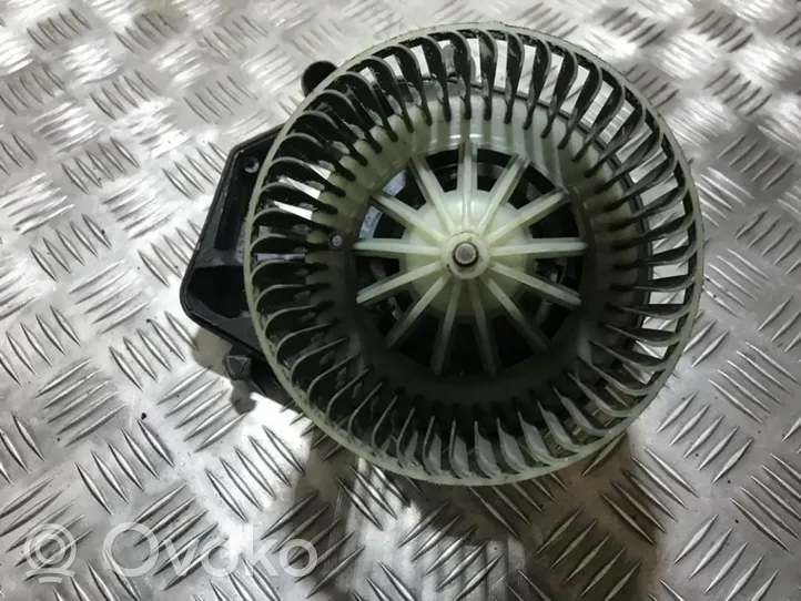 Audi A4 S4 B5 8D Soplador/ventilador calefacción 740221233f