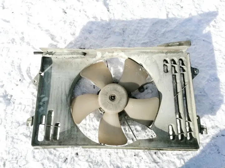 Pontiac Vibe Convogliatore ventilatore raffreddamento del radiatore 1636300040