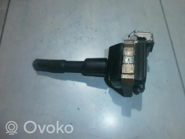 BMW 5 E34 High voltage ignition coil 0221504410