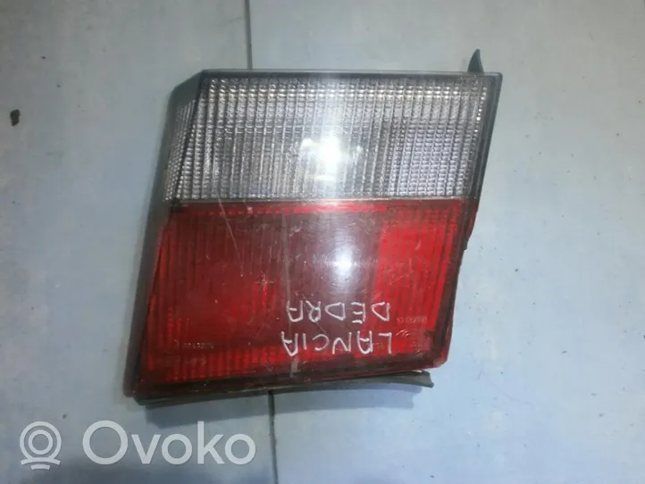 Lancia Dedra Lampy tylnej klapy bagażnika 82432721