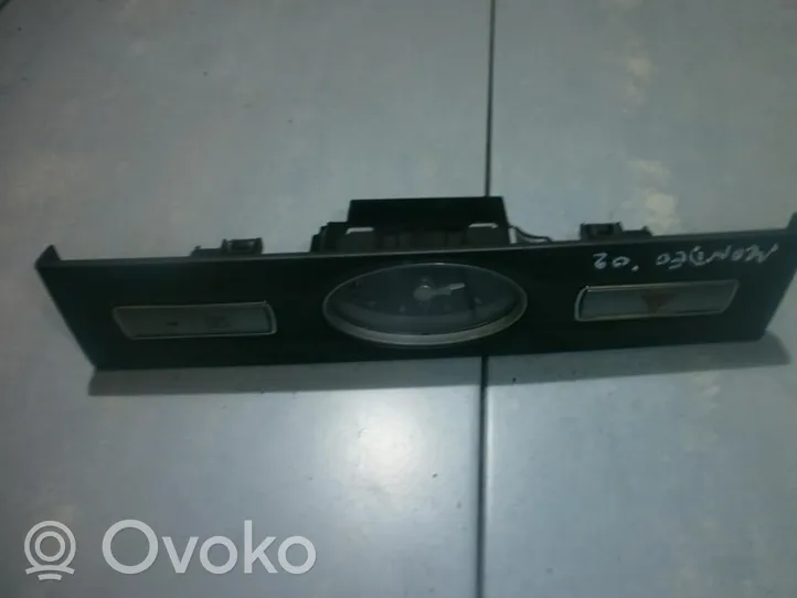 Ford Mondeo Mk III Monitor / wyświetlacz / ekran 3s7t15000da