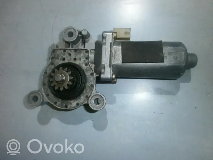 Volvo 850 Varikliukas priekinio langų pakėlėjo 186448000