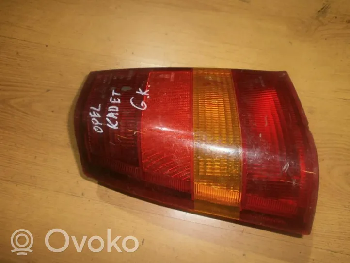 Opel Kadett E Luci posteriori 395339