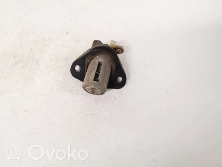 Daewoo Lanos Tailgate exterior lock 