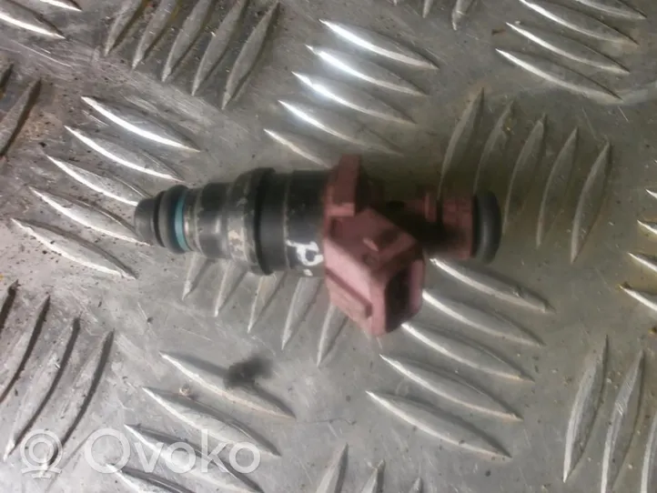 Peugeot 406 Injecteur de carburant 0280155216