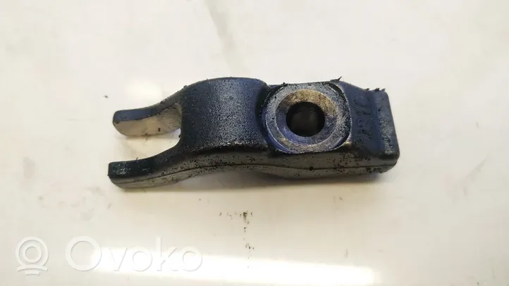 Opel Meriva A Fuel Injector clamp holder 
