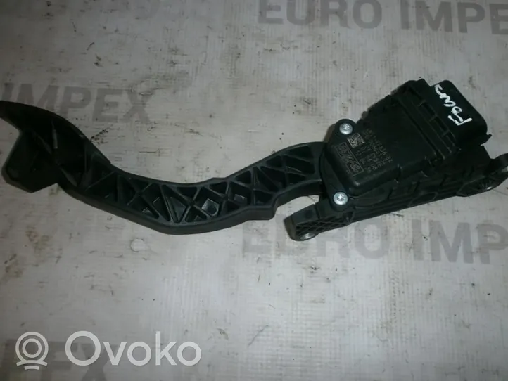 Ford Focus Accelerator throttle pedal 4m519f836bk