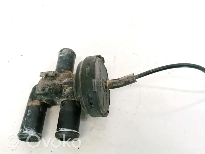 Saab 9-5 Zawór sterujący płynu chłodzącego 90457649