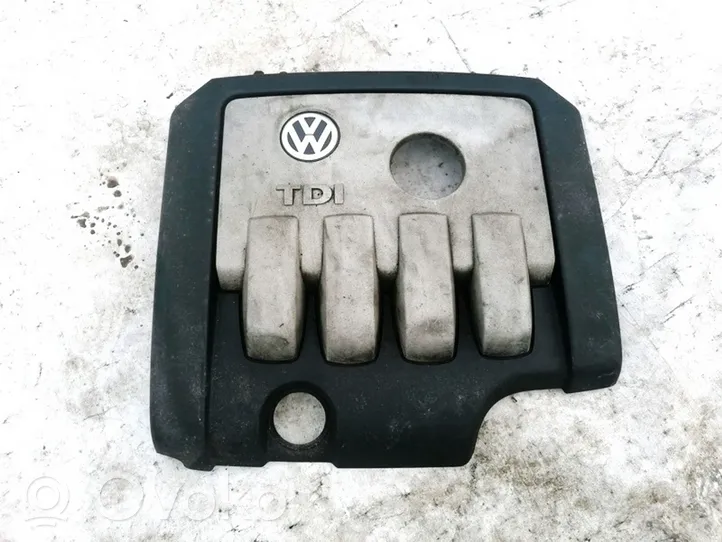 Volkswagen Touran I Couvercle cache moteur 03g103925