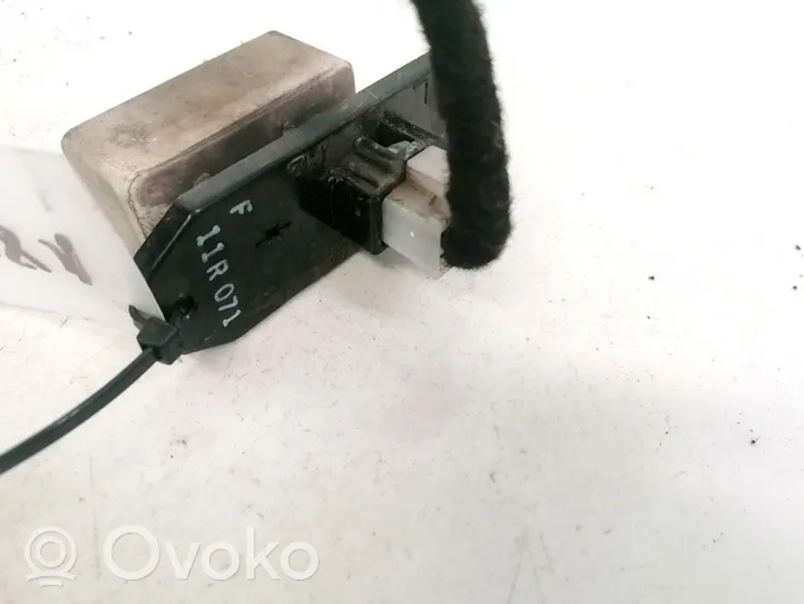 Volvo S40, V40 Resistencia motor/ventilador de la calefacción 11R071