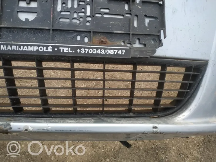 Fiat Punto (188) Front bumper lower grill 