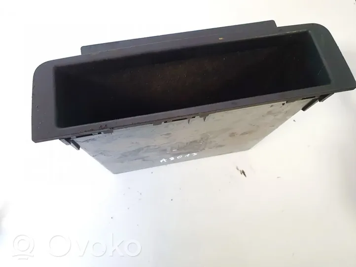 Audi A2 Glove box 8z0863077