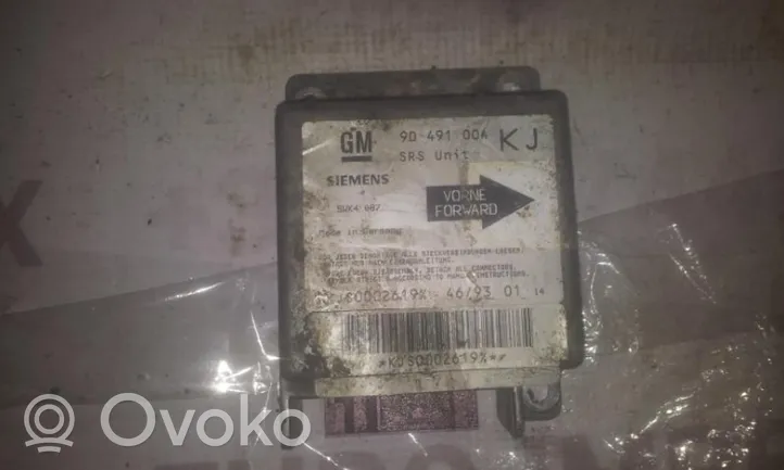 Opel Omega B1 Airbag control unit/module 90491004KJ