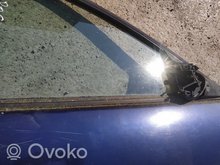 Opel Corsa B Priekšpusē durvju stikla apdare 