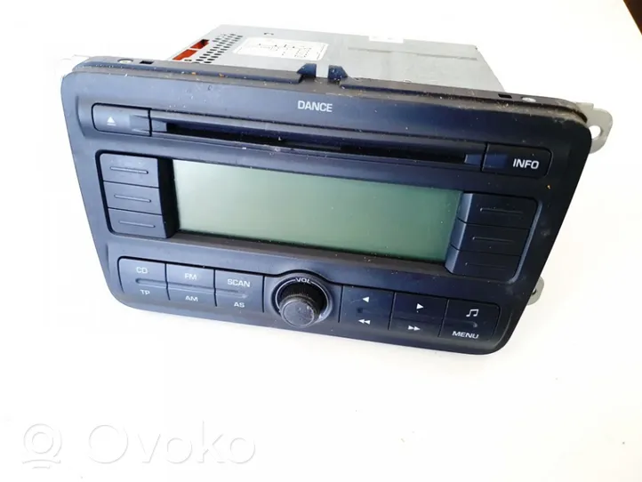 Skoda Fabia Mk2 (5J) Panel / Radioodtwarzacz CD/DVD/GPS 5j0035161a