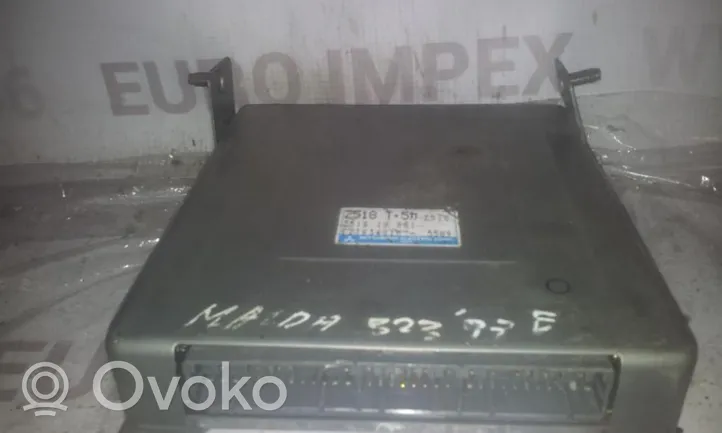 Mazda 323 F Calculateur moteur ECU Z51818881