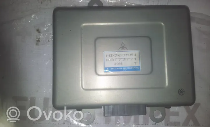 Mitsubishi Galant Sterownik / Moduł ECU MD303551