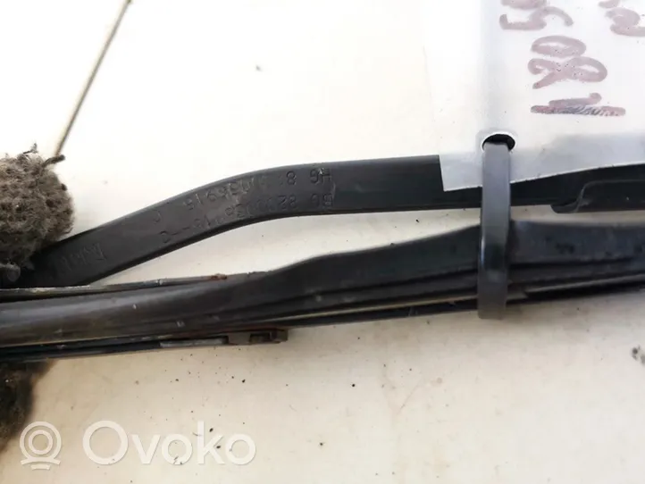 Renault Megane II Front wiper blade arm 8200036916