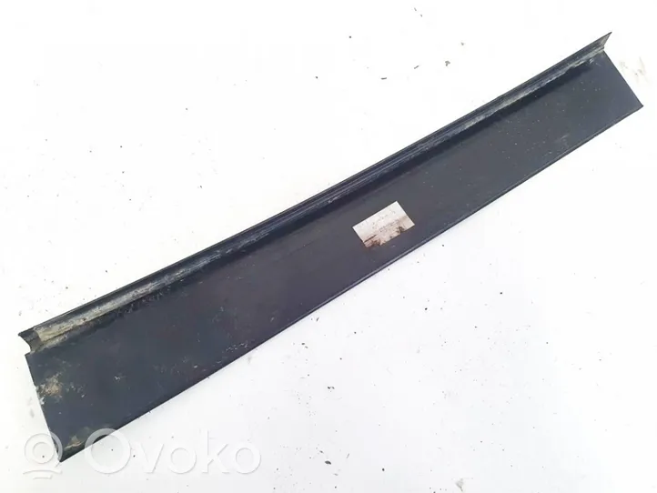 Volkswagen Touran I Other rear door trim element 