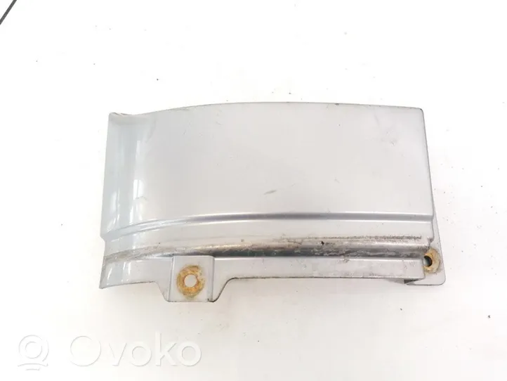 Opel Zafira A Rivestimento modanatura del faro posteriore 90580803