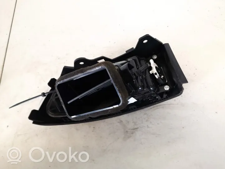 Hyundai i30 Dash center air vent grill 974802r000