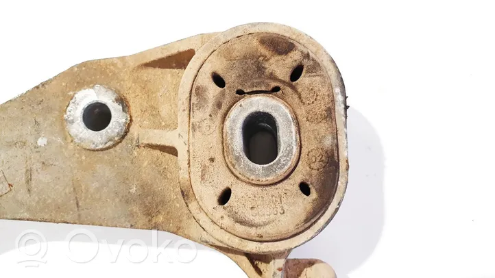 Opel Corsa C Supporto di montaggio del motore 13117089ja