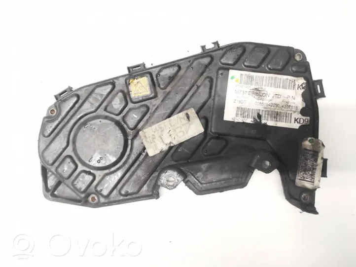 Opel Zafira B Osłona paska / łańcucha rozrządu 55187752