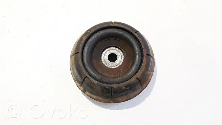 Opel Zafira A Coil spring mount 