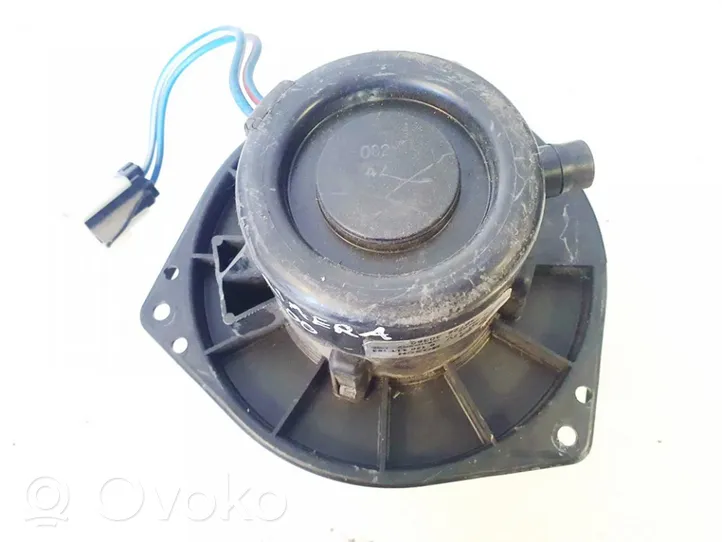 Nissan Primera Pulseur d'air habitacle 0130111153