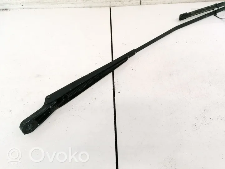 Fiat Bravo Front wiper blade arm 