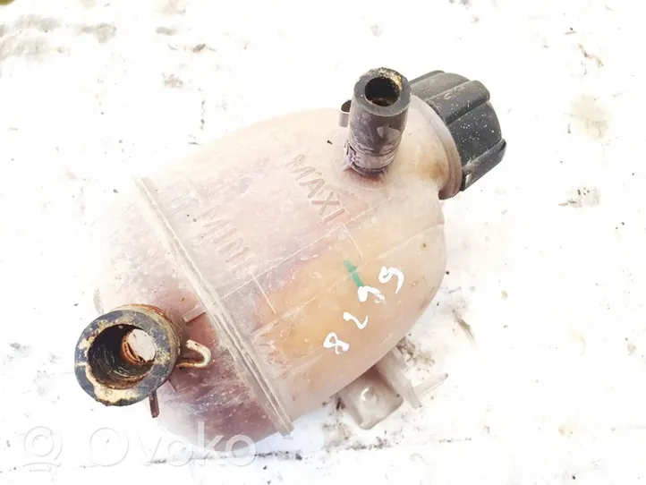 Dacia Logan I Coolant expansion tank/reservoir 8200686355