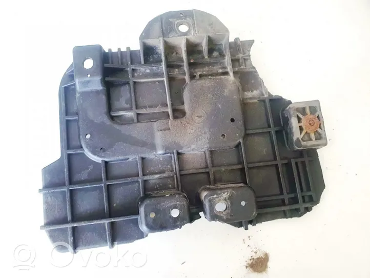 Hyundai i30 Vassoio scatola della batteria 37150a5000