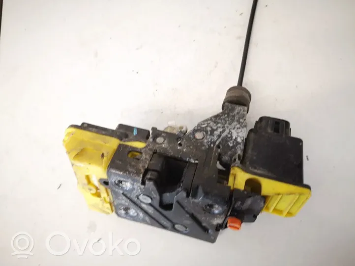 Volvo S80 Rear door lock 